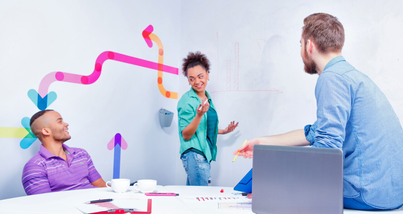 Soluciones integradas de Emocionartestudio: desde la estrategia hasta la ejecución