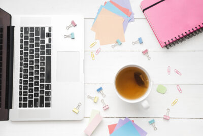 Por qué casi todas las formaciones digitales mueren a los 6 meses (y no es el contenido)