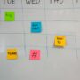 Calendario editorial anual sin agencia · para negocios que ya graban en estudio
