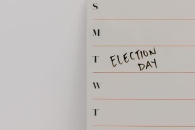 Que esperar al contratar un sistema editorial · proceso mes a mes y entregables